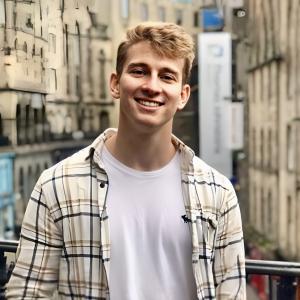 Jake Davis Headshot