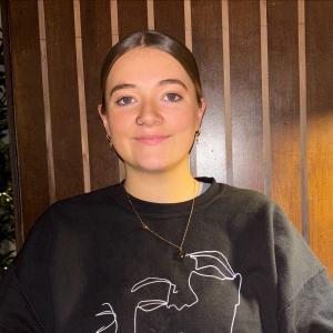 hannah bolger headshot